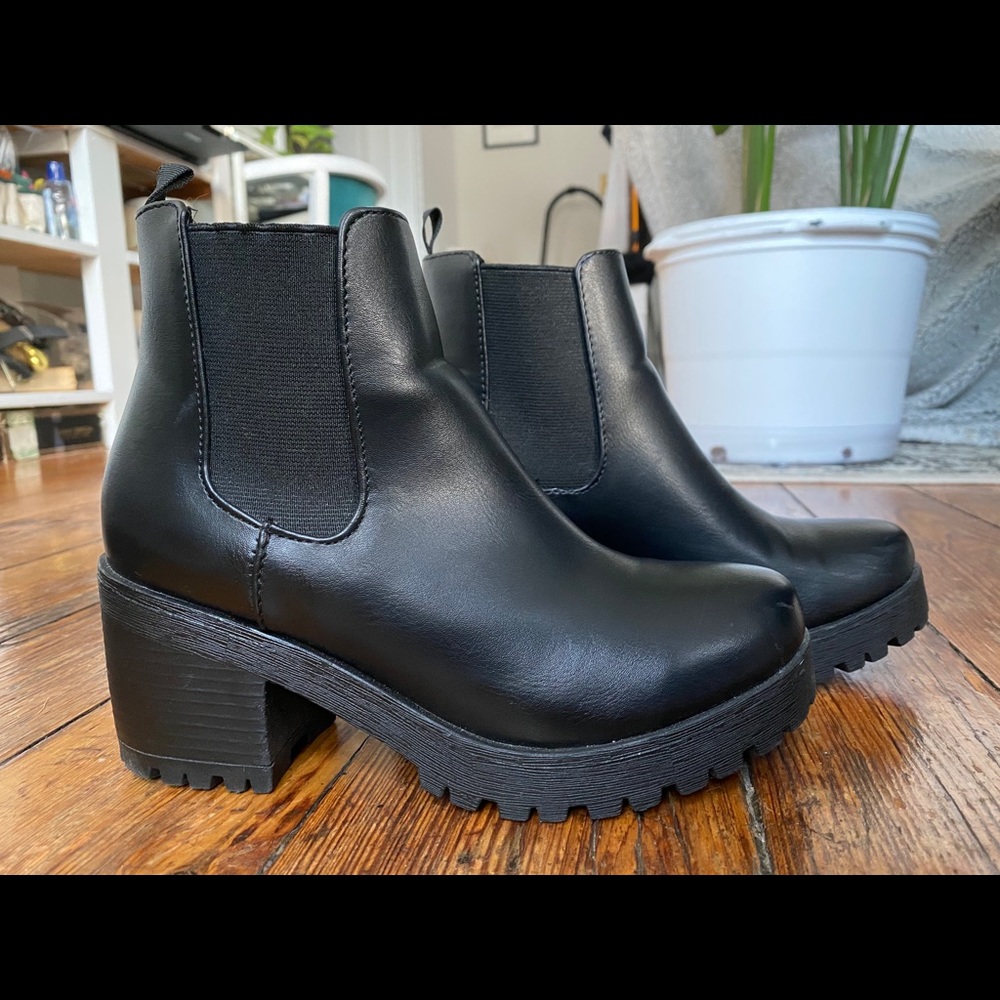 Black Chunky Heel Boots